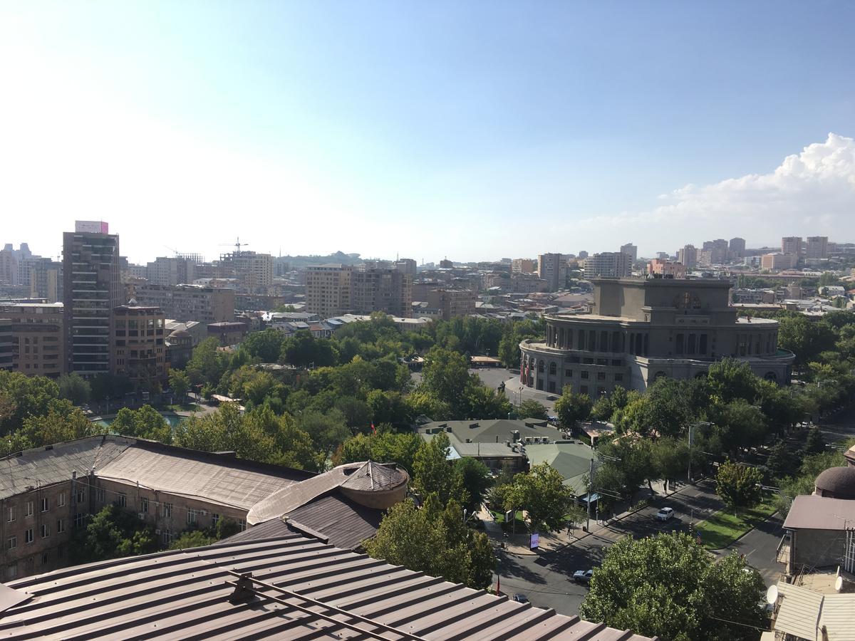 The View Apartments 耶烈万 外观 照片